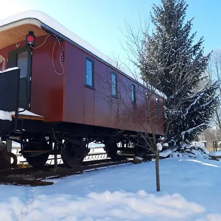 Ferienhaus Auf Einer Ebene Mit Eigenem Garten, Sommerpool Und Badefass *