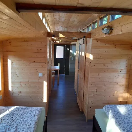 Vakantiehuis Auf Einer Ebene Mit Eigenem Garten, Sommerpool Und Badefass *